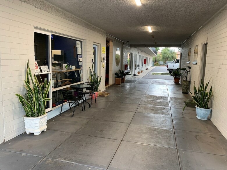 Hello Adelaide Motel And Apartments