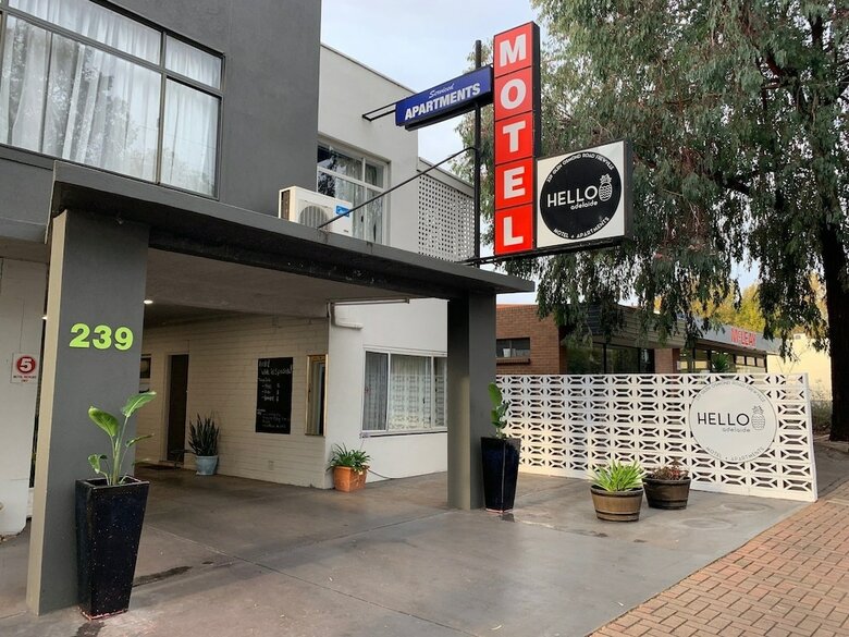 Hello Adelaide Motel And Apartments