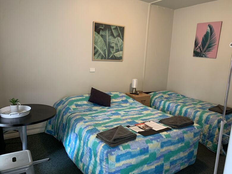 Hello Adelaide Motel And Apartments