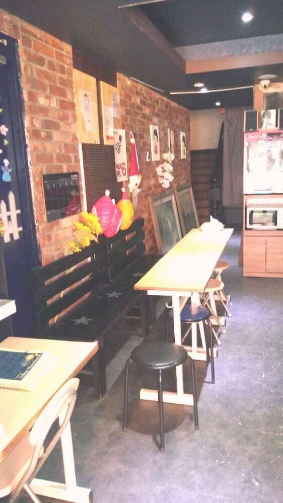 Hostal Oppahostel