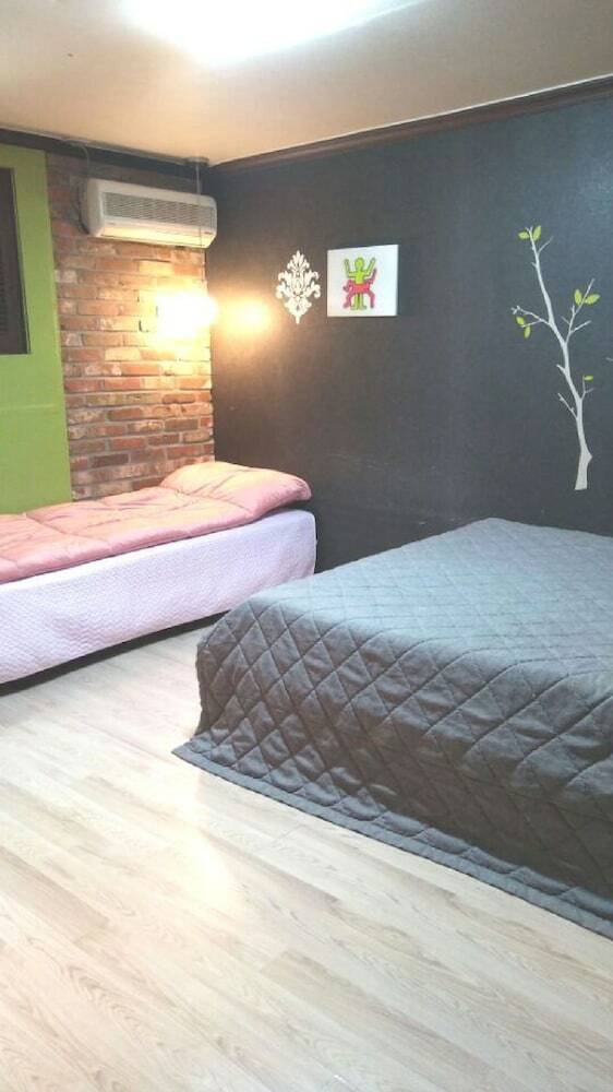 Hostal Oppahostel