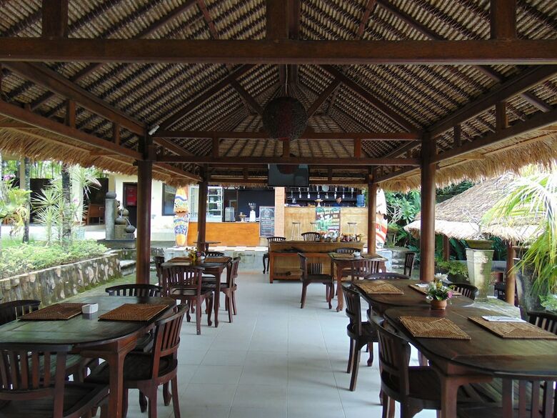 Apartamento Ayu Guna Inn