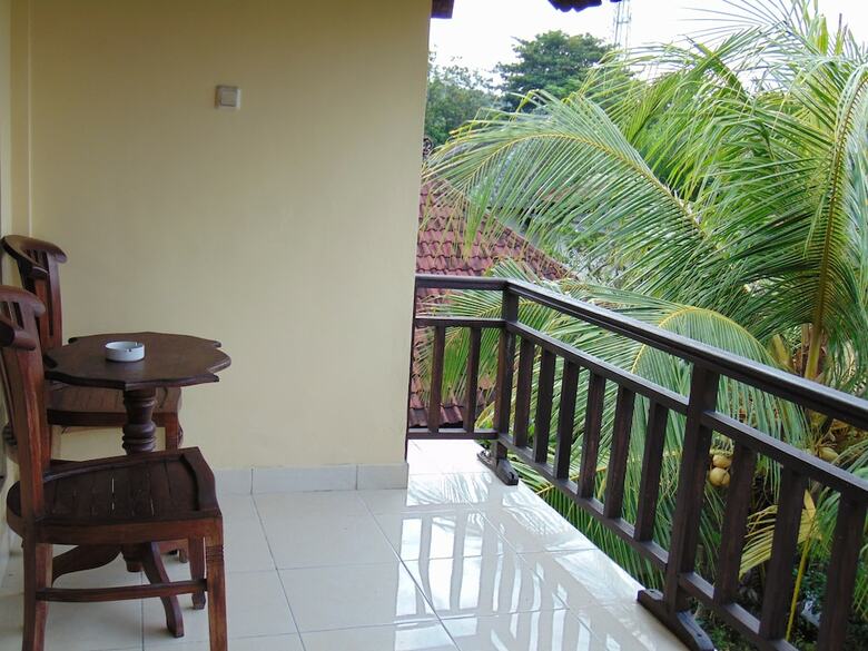 Apartamento Ayu Guna Inn