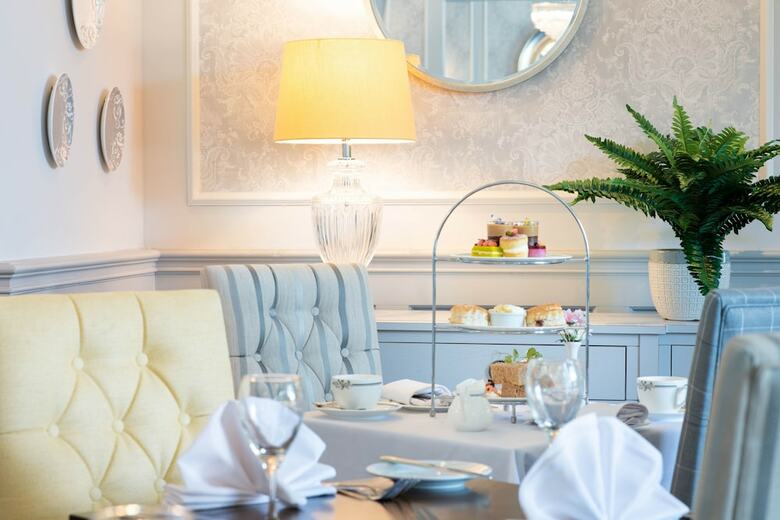 The Southcrest Manor Hotel