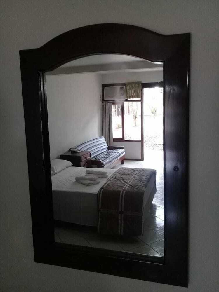 Hotel Pi�arras