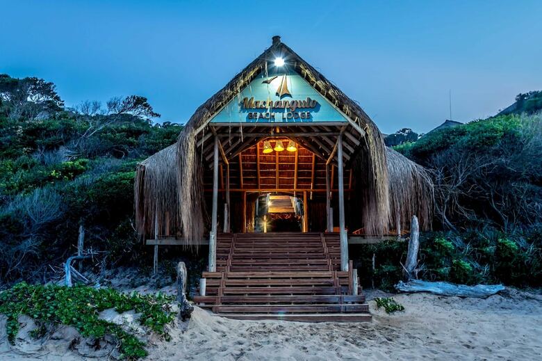 Posada Machangulo Beach Lodge