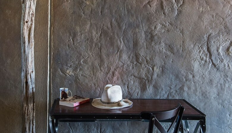 Posada Saltbush Retreat