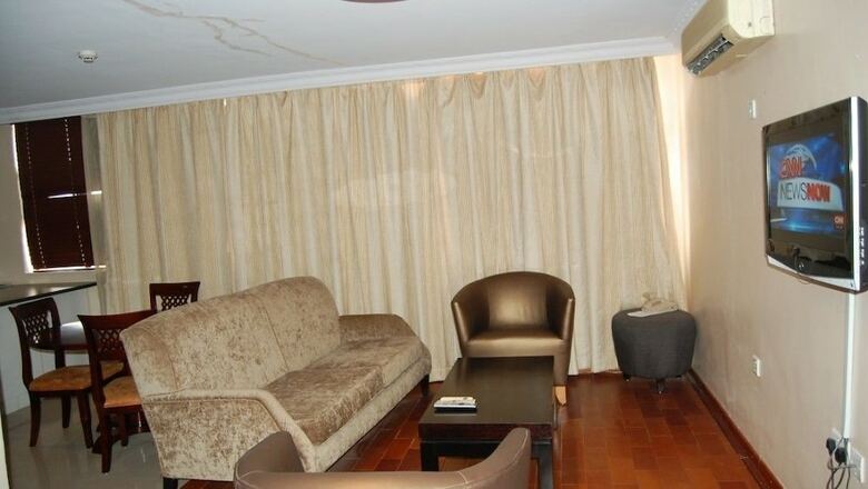 Owu Crown Hotel