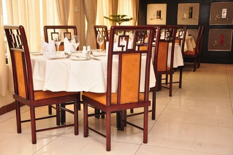 Owu Crown Hotel