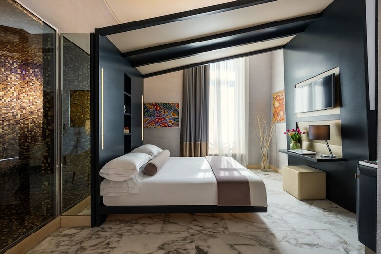 Dharma Luxury Hotel