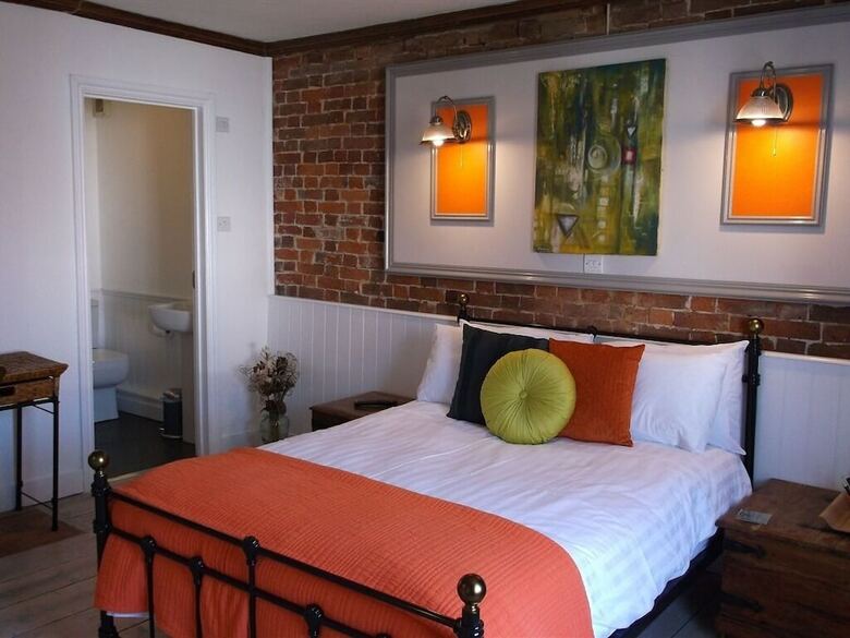 Posada The Chichester Inn