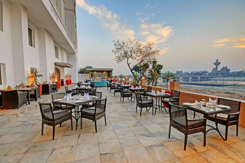 Hotel Lemon Tree Premier The Atrium, Ahmedabad