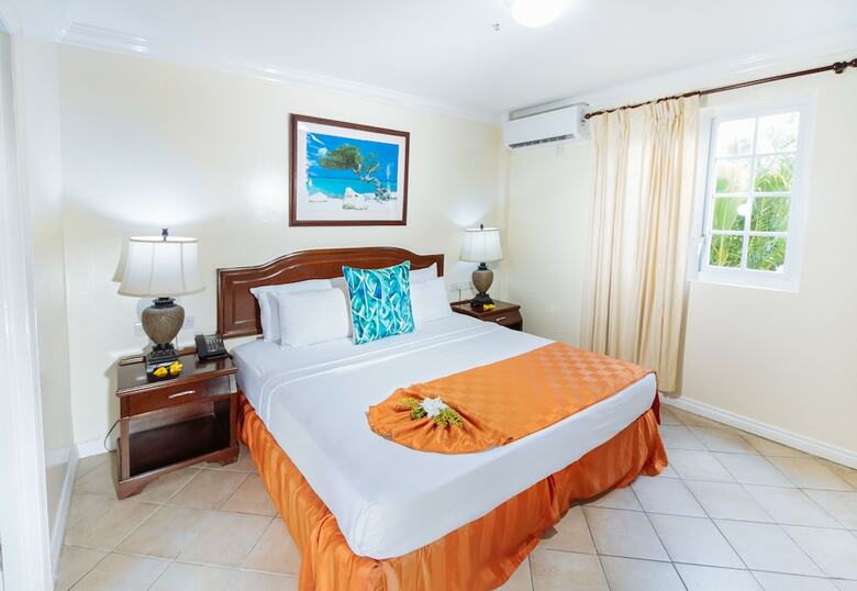 Bay Gardens Hotel