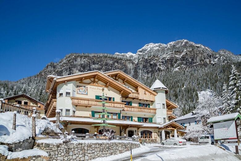 Pineta Pastry Hotel