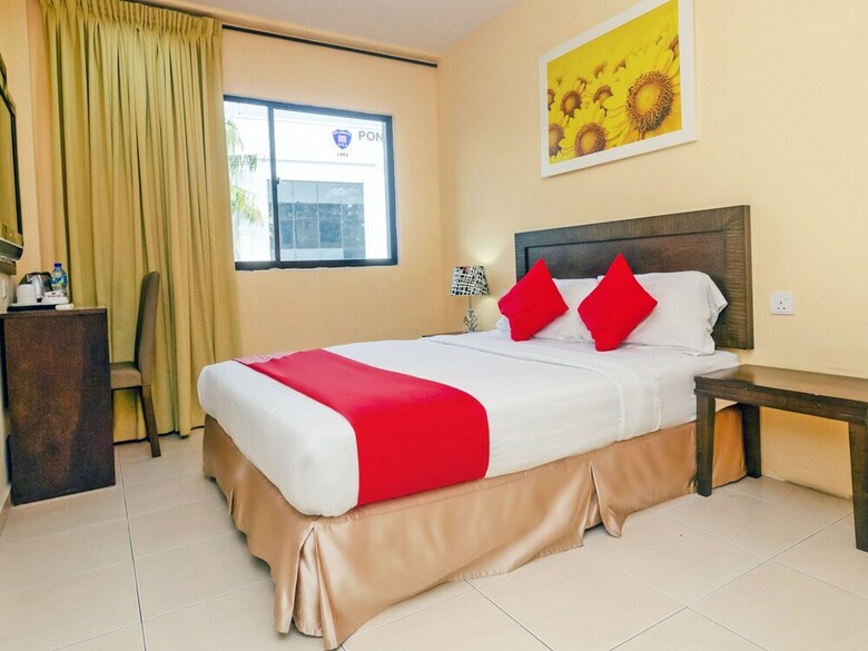 Oyo 884 Sun Flower Express Hotel