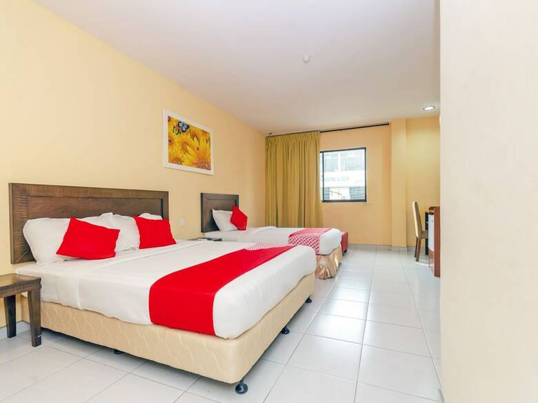 Oyo 884 Sun Flower Express Hotel