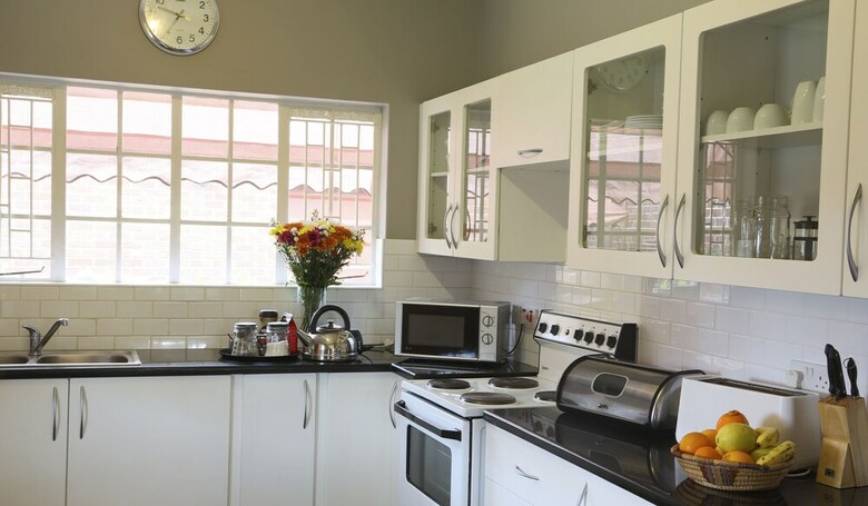 Bed & Breakfast Sunbird Guest House
