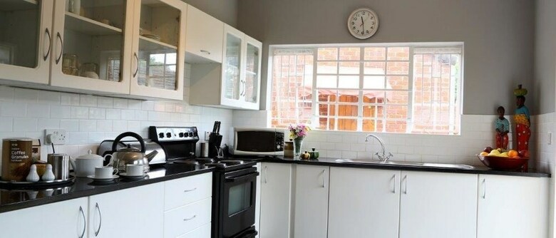 Bed & Breakfast Sunbird Guest House