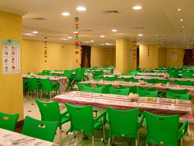 Qasr Alazzizia Hotel
