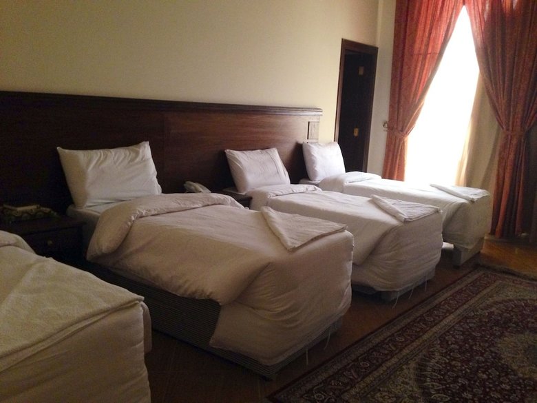 Qasr Alazzizia Hotel