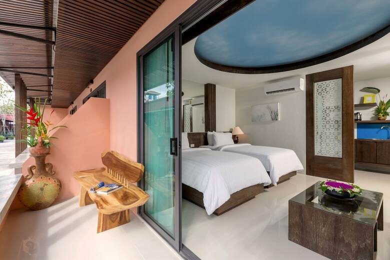 Hotel Naina Resort & Spa