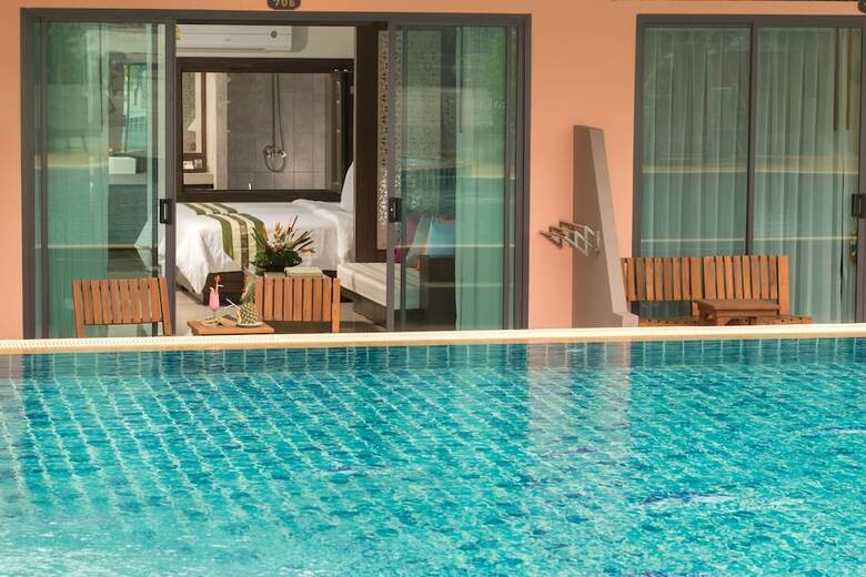 Hotel Naina Resort & Spa