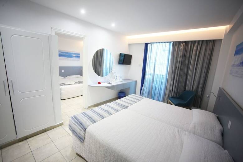Anonymous Beach Hotel - Adults Only (16 +)