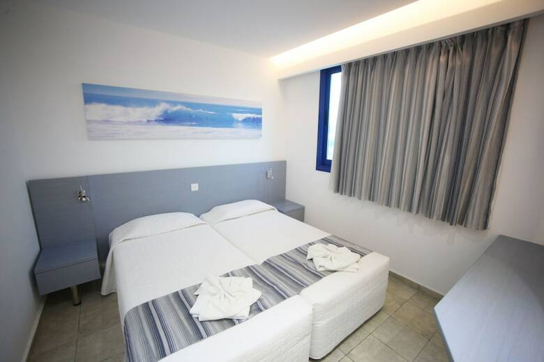 Anonymous Beach Hotel - Adults Only (16 +)
