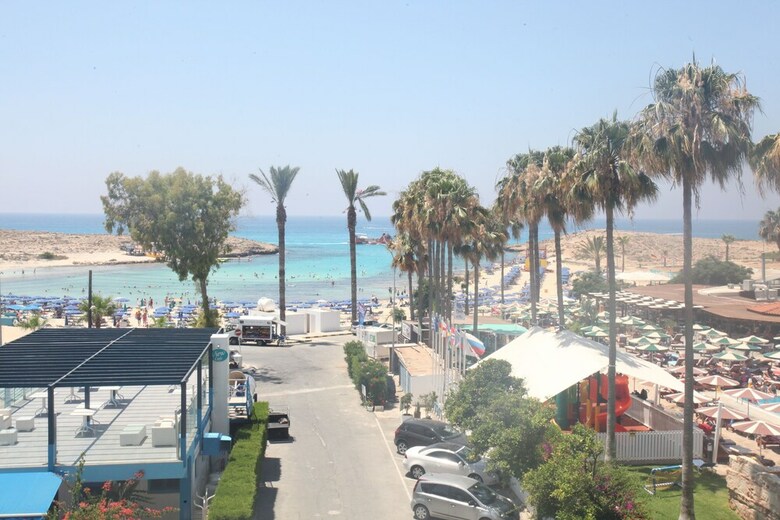 Anonymous Beach Hotel - Adults Only (16 +)