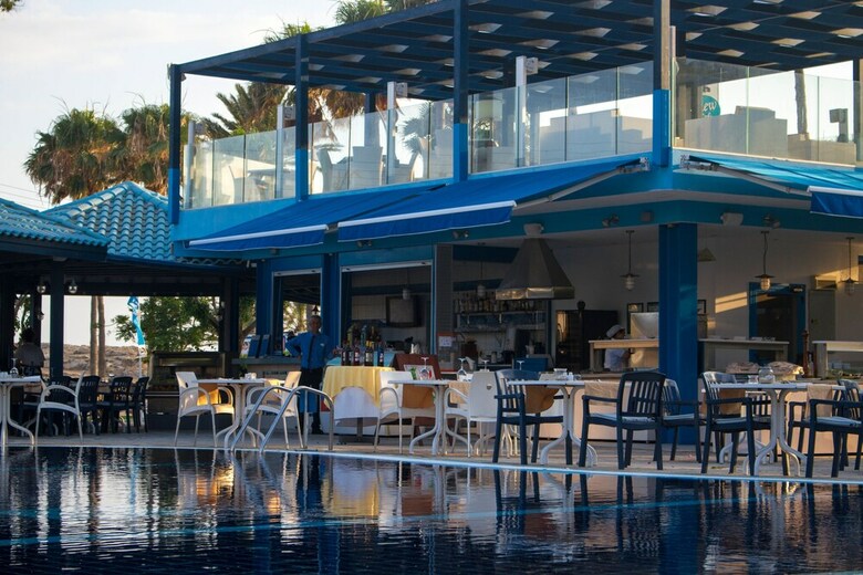 Anonymous Beach Hotel - Adults Only (16 +)