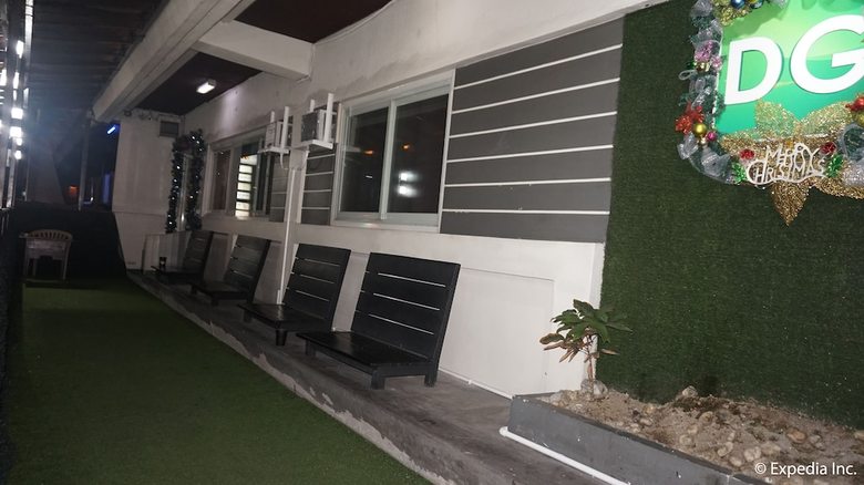 Dg Budget Hotel Naia
