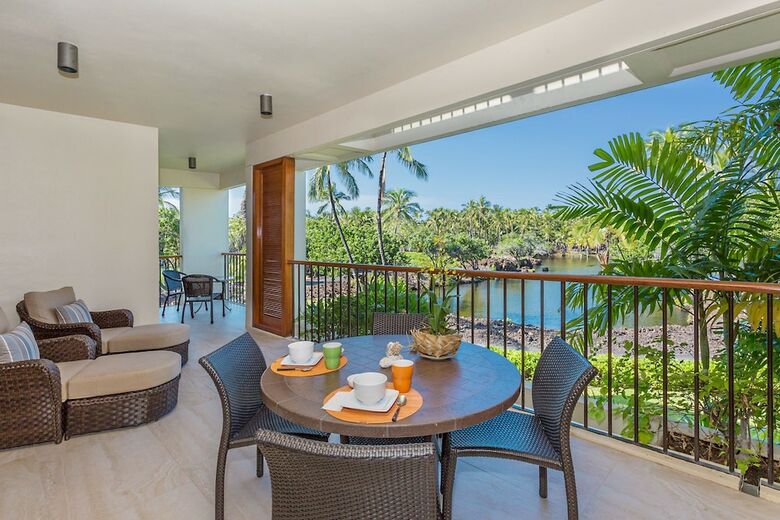 Mauna Lani Terrace Condominium