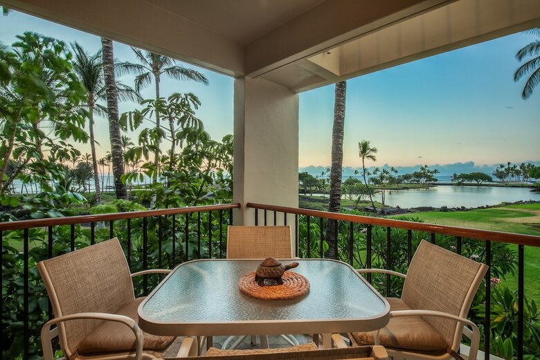 Mauna Lani Terrace Condominium