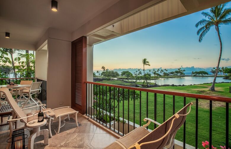 Mauna Lani Terrace Condominium