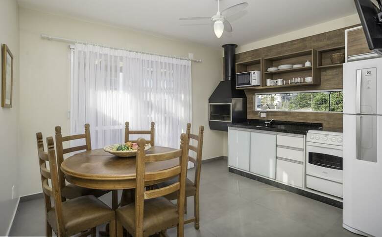 Ang� Jurer� Apart Hotel