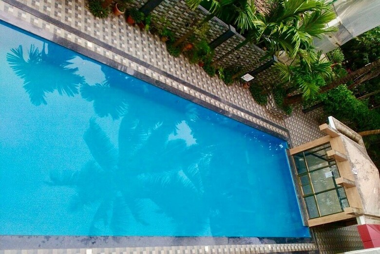 Hotel The Rivasa Resort