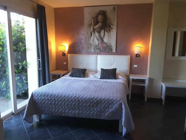 Hotel Borgo Di Santa Barbara