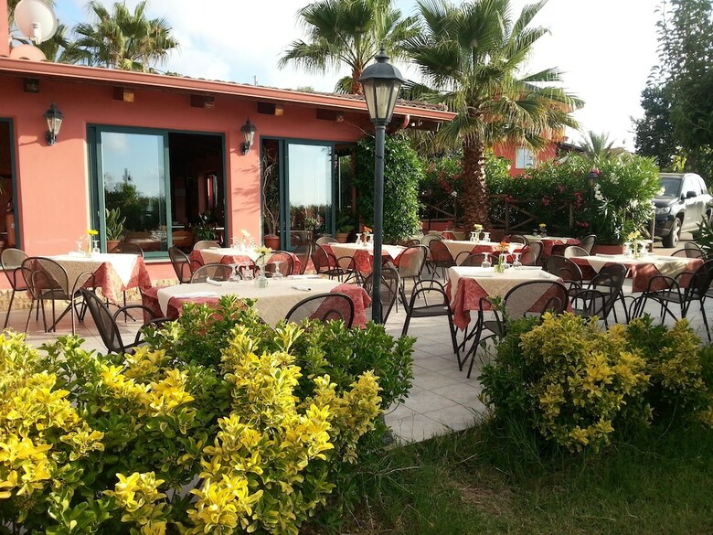 Hotel Borgo Di Santa Barbara