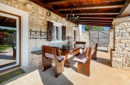 Holiday Home Ana