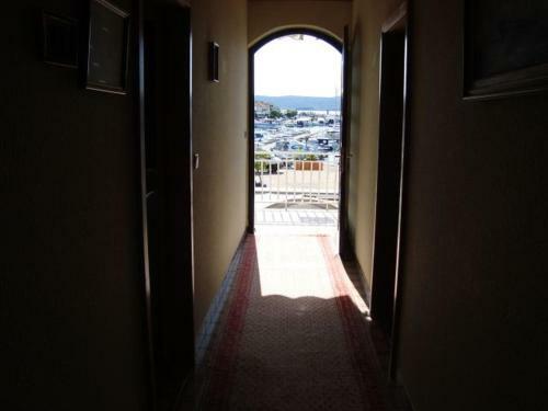 Apartamentos Mara Guest House