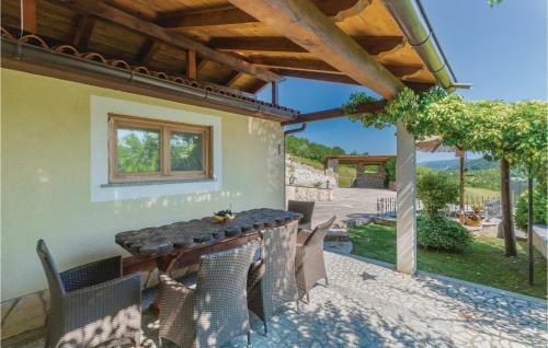 Holiday Home Gologoricki Dol 32