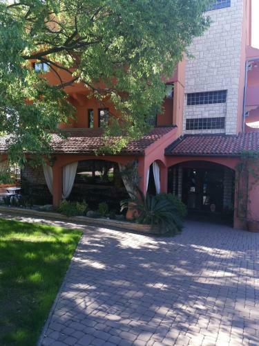 Bed & Breakfast Villa Maimare