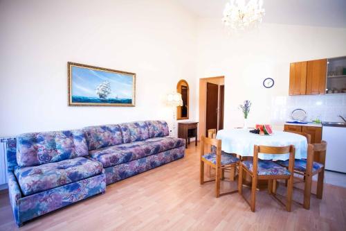 Apartments Villa Delfin