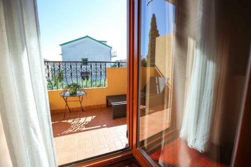Hostal Apartments And Rooms Sinka