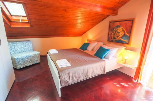 Hostal Apartments And Rooms Sinka
