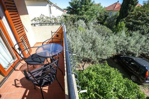 Hostal Apartments And Rooms Sinka