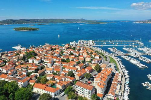Apartments Vedrana