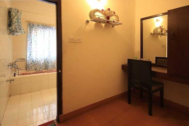 Anand Palace Hotel