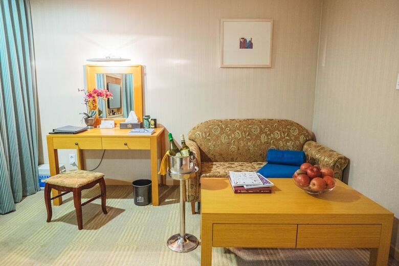 Mei The Hotel