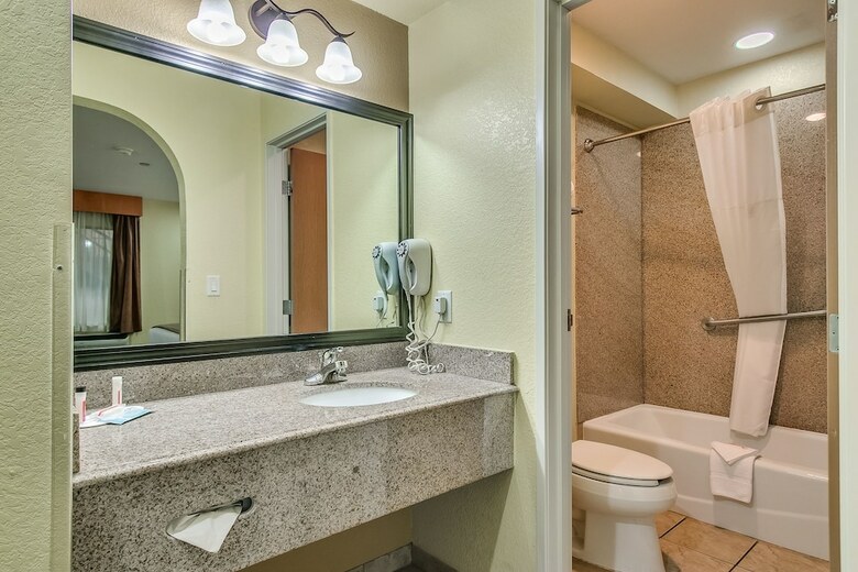 Motel Days Inn By Wyndham Lubbock South